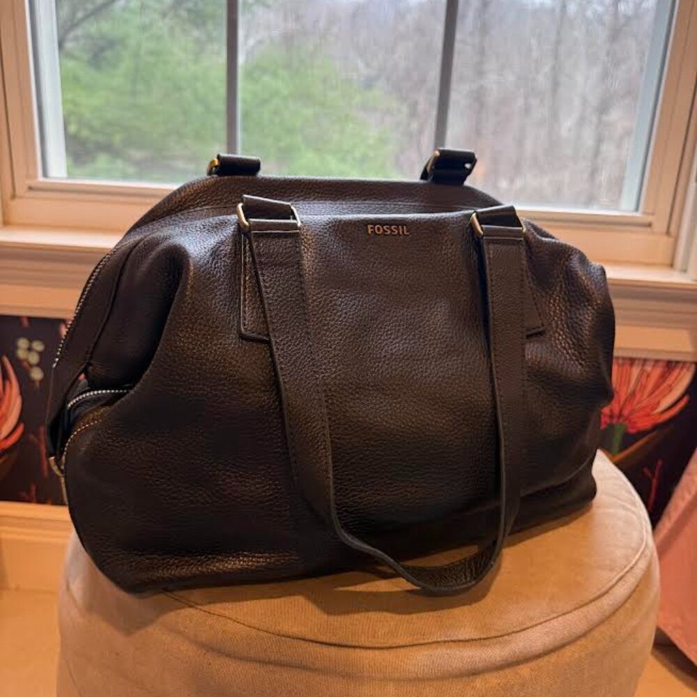 Vintage Fossil Issue No. 1954 black pebble leather satchel bag